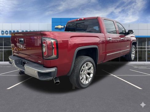 Used 2018 GMC Sierra 1500 SLT image 7