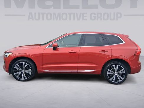 Used 2022 Volvo XC60 B5 Inscription w/ Advanced Package FWD image 2