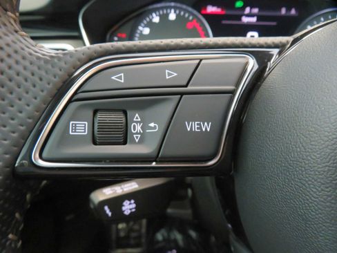 Used 2020 Audi S4 Premium w/ Convenience Package image 32