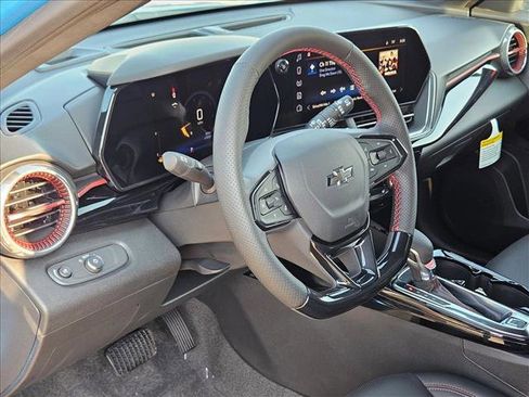 New 2026 Chevrolet Trax RS w/ Driver Confidence Package image 3