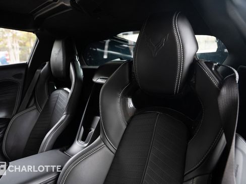 Used 2023 Chevrolet Corvette Z06 image 21