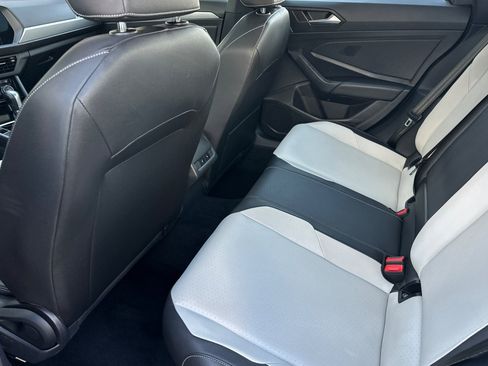 Used 2019 Volkswagen Jetta R-Line w/ R-Line Cold Weather Package image 12