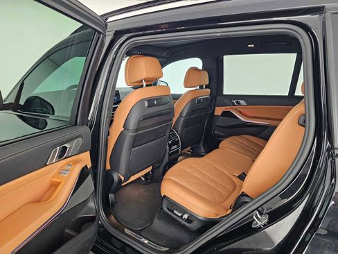 Used 2023 BMW X7 xDrive40i w/ Executive Package AWD/4WD image 17