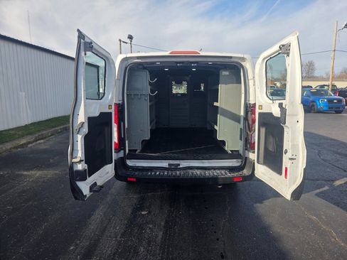 Used 2020 Ford Transit 250 Low Roof image 10