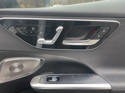 Used 2024 Mercedes-Benz C 300 4MATIC Sedan image 14