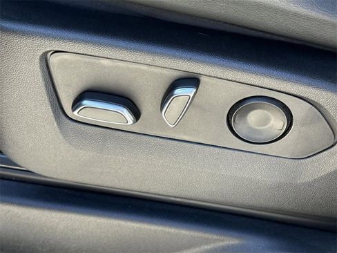 Used 2023 Cadillac Escalade ESV Sport image 34