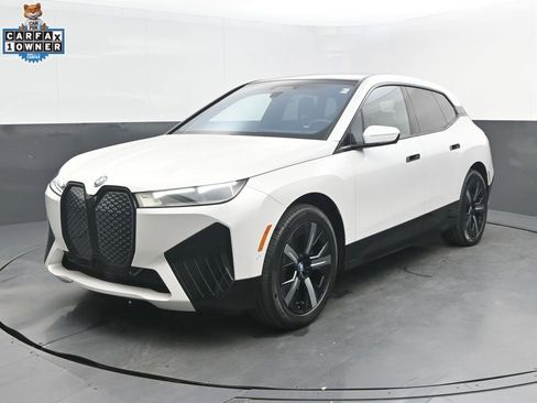 Certified 2024 BMW iX xDrive50 w/ Premium Package AWD/4WD image 1