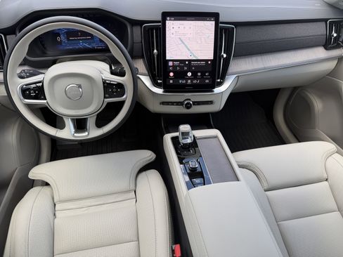 New 2026 Volvo XC90 B6 Ultra w/ Protection Package AWD/4WD image 12