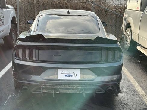 Used 2020 Ford Mustang Premium image 4