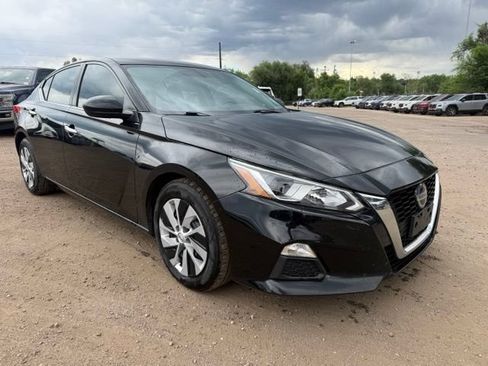 Used 2020 Nissan Altima 2.5 S FWD image 8