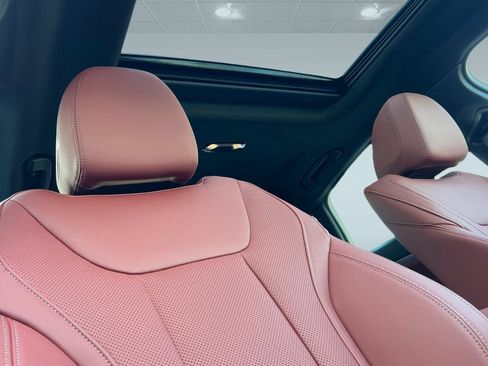 Used 2025 BMW i4 eDrive40 w/ Premium Package image 25