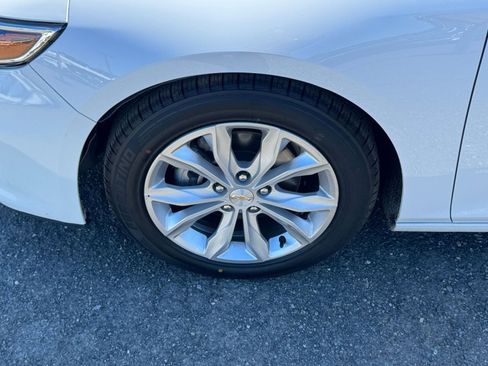 Used 2023 Chevrolet Malibu LT image 31