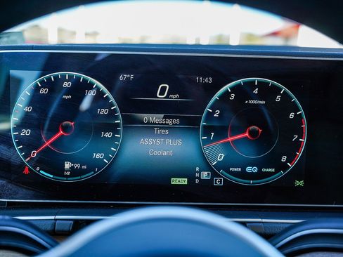 Used 2022 Mercedes-Benz GLS 450 4MATIC image 23