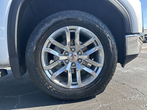 Certified 2022 GMC Sierra 1500 SLT w/ SLT Premium Plus Package image 13