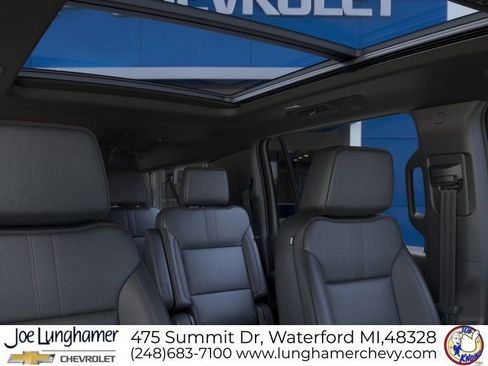 New 2026 Chevrolet Suburban RST AWD/4WD image 24
