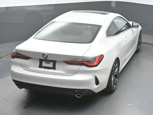 Used 2026 BMW 430i Coupe w/ Parking Assistance Package image 45