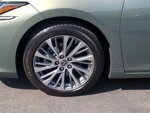 Used 2021 Lexus ES 350 w/ Premium Package image 13