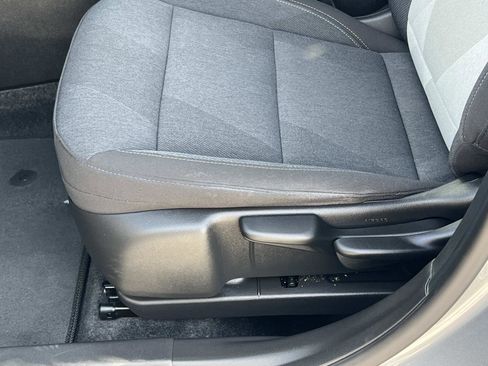 Used 2024 Chevrolet Trax LS w/ LS Convenience Package image 18