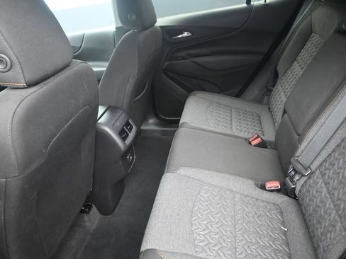 Used 2024 Chevrolet Equinox LT FWD image 14