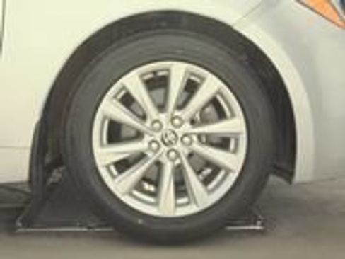 Used 2023 Toyota Corolla SE FWD image 7