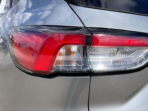 Used 2022 Ford Escape SE w/ SE Sport Appearance Package image 20