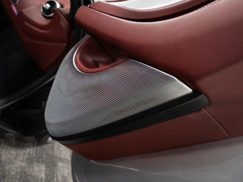 Used 2023 McLaren GT image 45