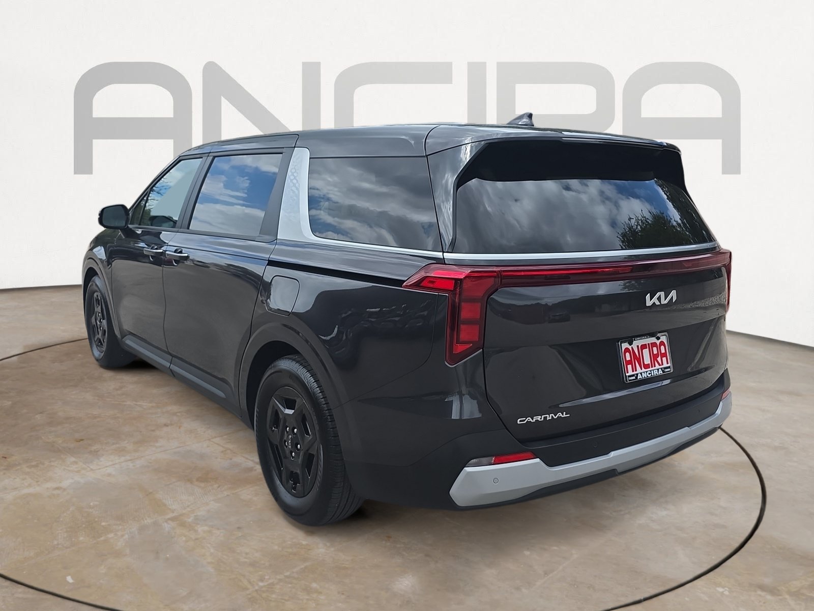 Certified 2026 Kia Carnival FWD image 6