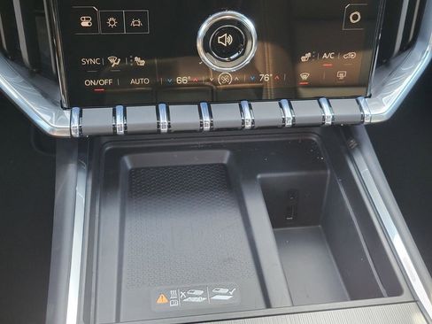 New 2026 GMC Acadia Elevation w/ Elevation Premium Package image 11