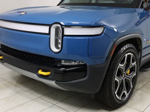 Used 2022 Rivian R1T Adventure image 41