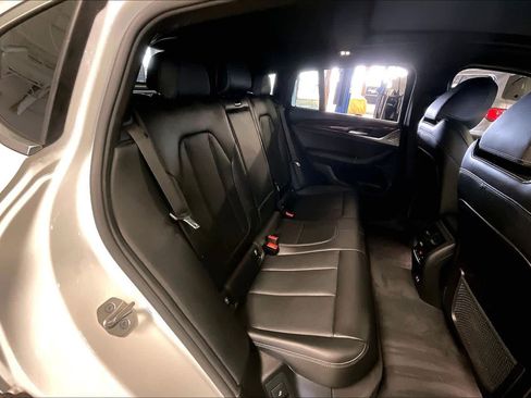 Used 2022 BMW X4 xDrive30i w/ Premium Package image 19