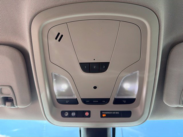 Used 2014 Chevrolet Impala LT w/ Convenience Package FWD image 23