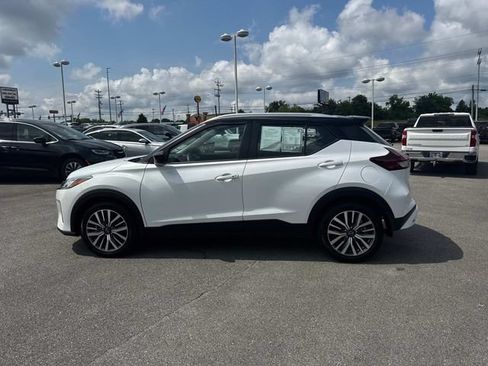 Used 2024 Nissan Kicks SV FWD image 7