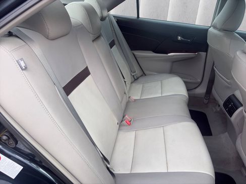 Used 2013 Toyota Camry XLE FWD image 17