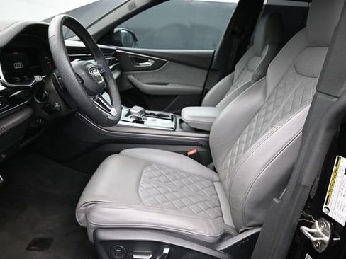 Used 2024 Audi SQ8 Prestige w/ Prestige Package AWD/4WD image 13