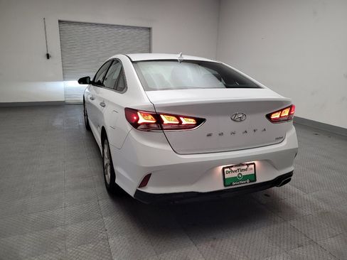 Used 2018 Hyundai Sonata Limited image 6