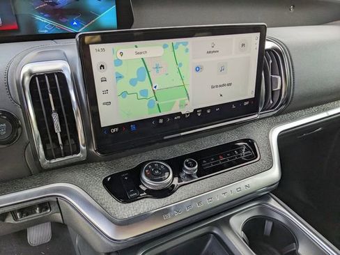 New 2025 Ford Expedition Tremor image 24