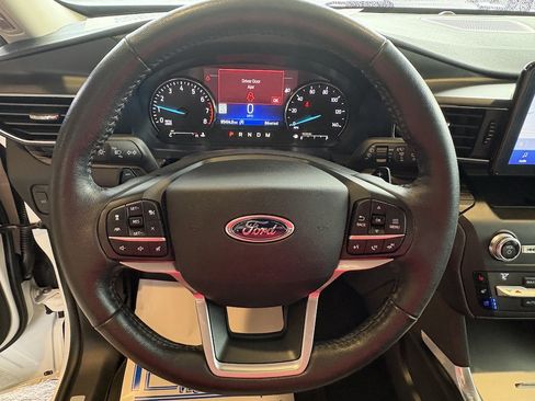 Used 2020 Ford Explorer Limited AWD/4WD image 11