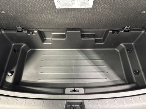 Used 2023 Chevrolet Traverse LT w/ LT Premium Package AWD/4WD image 59