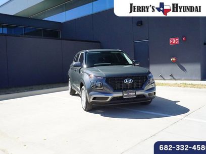 New 2026 Hyundai Venue SE