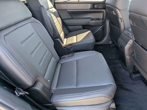 Used 2025 Hyundai Santa Fe Calligraphy image 19