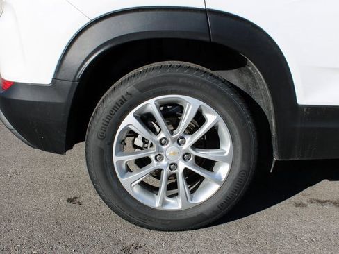 Used 2024 Chevrolet TrailBlazer LS w/ LS Convenience Package image 35