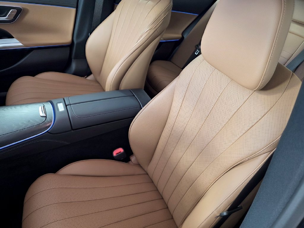 New 2027 Mercedes-Benz E 350 4MATIC Sedan image 8