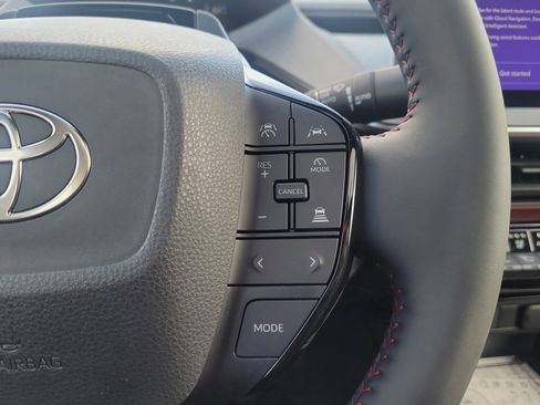 New 2026 Toyota Prius Plug-In Hybrid FWD image 24