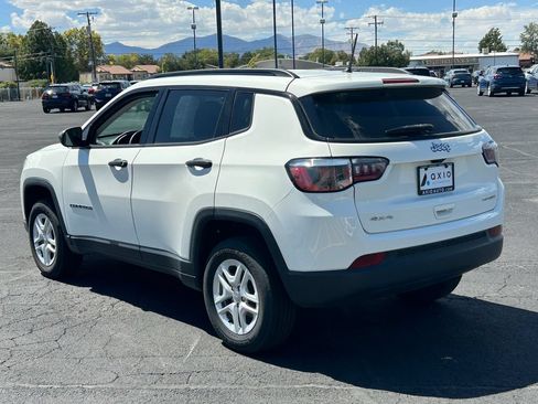 Used 2018 Jeep Compass Sport AWD/4WD image 6