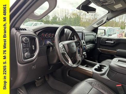 Used 2020 Chevrolet Silverado 1500 LT Trail Boss AWD/4WD image 14