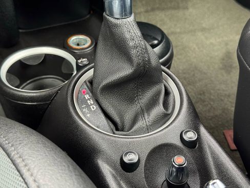 Used 2010 MINI Cooper S image 24