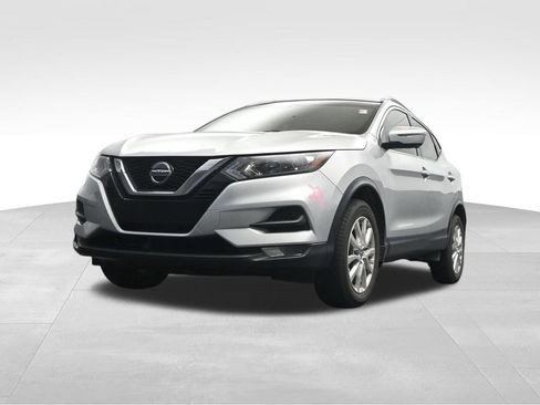 Used 2022 Nissan Rogue Sport SV w/ Technology Package FWD image 9