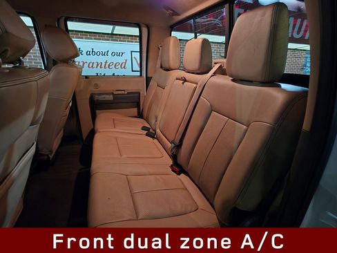 Used 2015 Ford F250 Lariat w/ Lariat Interior Package image 11