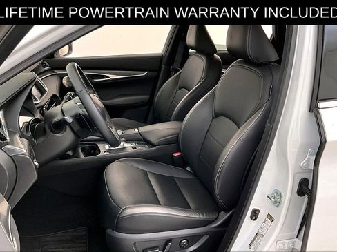 Certified 2025 INFINITI QX50 Luxe image 32