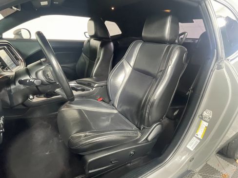 Used 2017 Dodge Challenger SXT Plus image 23